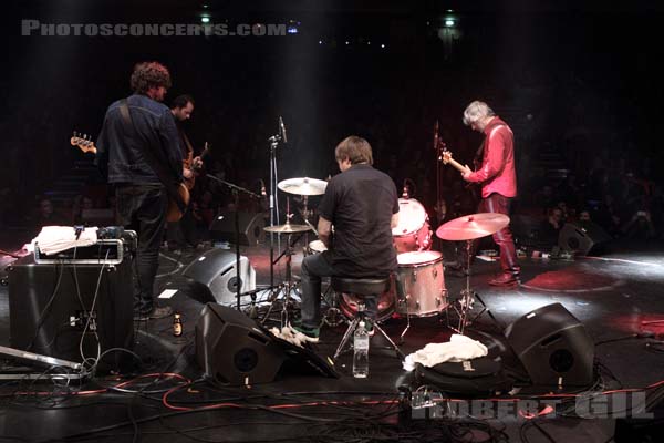 LEE RANALDO AND THE DUST - 2013-11-23 - BOULOGNE-BILLANCOURT - Carre Bellefeuille - Leonard Mark Ranaldo - Steve Shelley